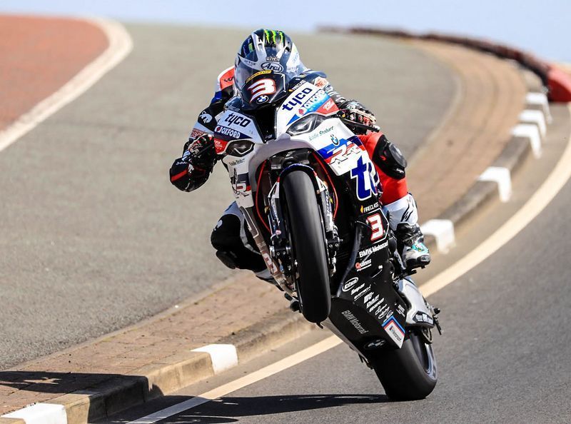 02 voyage moto North west 200 irlande