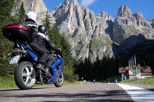 ride the Dolomites self guided tour alps motorcycle