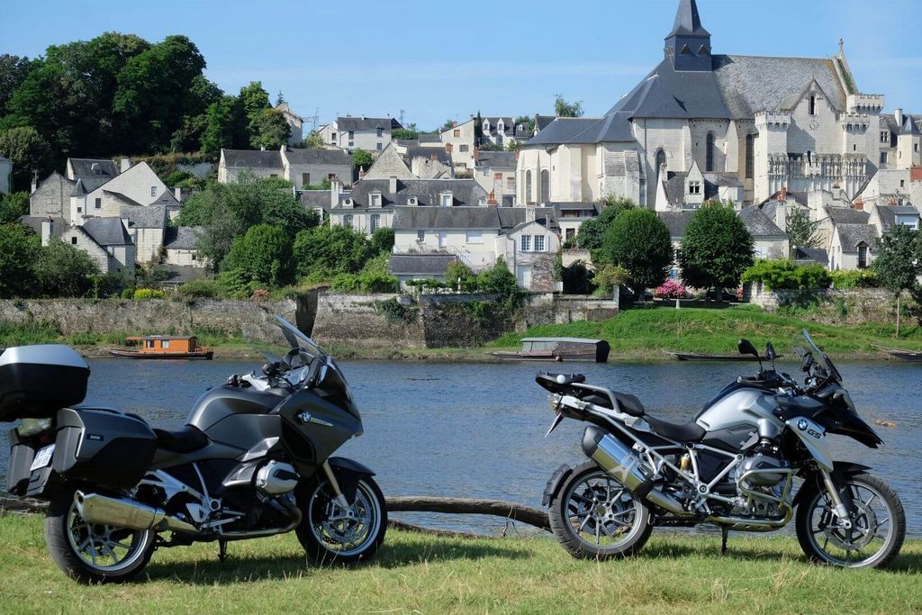 motorcycle rental loire valley